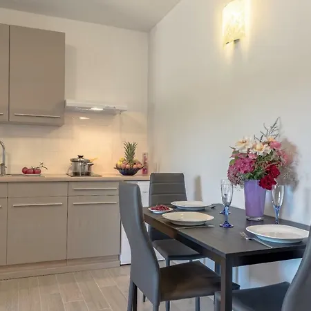 Apartmán Lavander 02 *