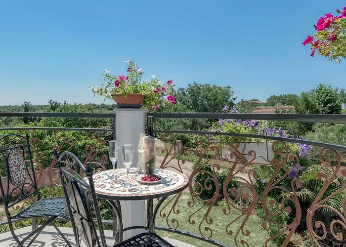 Apartman Lavander 02 *